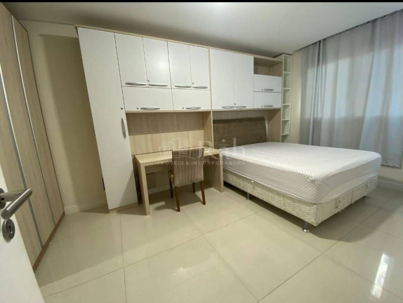 Imagem Apartamento com 4 Quartos para Alugar, 180 m² em Centro - Balneário Camboriú
