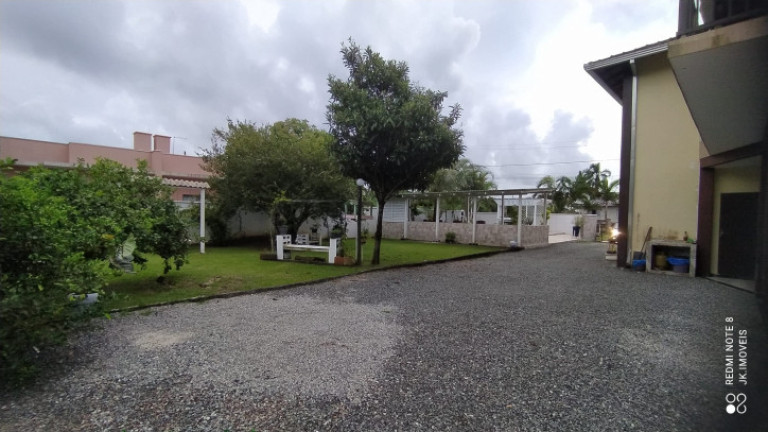 Imagem Sobrado com 4 Quartos para Temporada, 350 m² em Balneário Mariluz - Itapoá Imagem Sobrado com 4 Quartos para Temporada, 350 m² em Balneário Mariluz - Itapoá