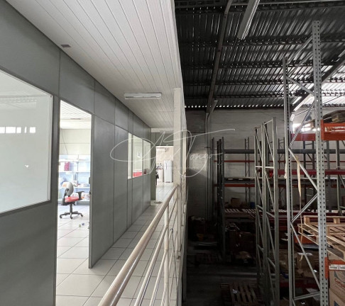 Imóvel Comercial à Venda, 1.898 m² em Civit Ii - Serra