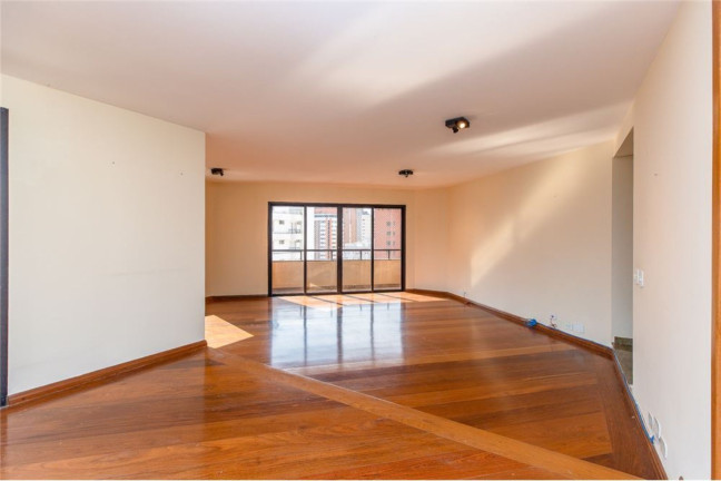 Imagem Apartamento com 4 Quartos à Venda, 204 m² em Itaim Bibi - São Paulo Imagem Apartamento com 4 Quartos à Venda, 204 m² em Itaim Bibi - São Paulo