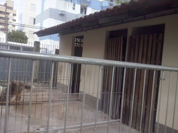 Imagem Casa com 4 Quartos à Venda, 430 m² em Balneário Do Estreito - Florianópolis Imagem Casa com 4 Quartos à Venda, 430 m² em Balneário Do Estreito - Florianópolis