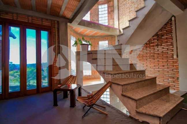 Imagem Casa com 5 Quartos à Venda, 600 m² em Jardim Leopoldina - Porto Alegre Imagem Casa com 5 Quartos à Venda, 600 m² em Jardim Leopoldina - Porto Alegre