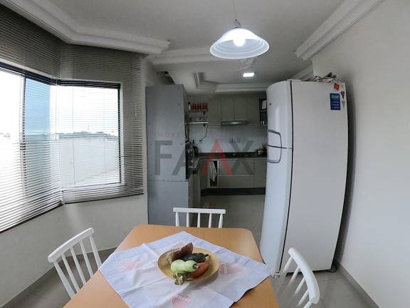 Imagem Casa com 2 Quartos à Venda, 362 m² em Alto Da Xv - Guarapuava Imagem Casa com 2 Quartos à Venda, 362 m² em Alto Da Xv - Guarapuava