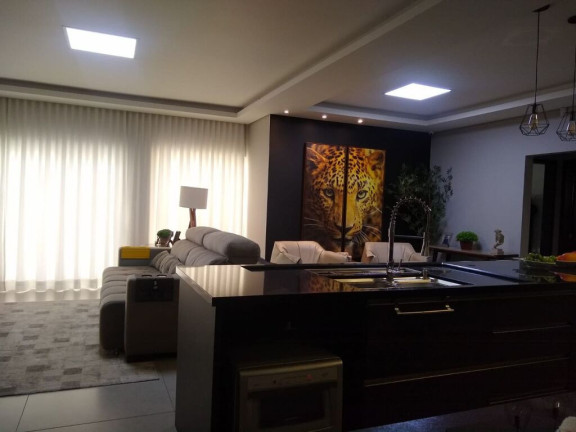 Imagem Casa com 3 Quartos à Venda, 156 m² em Coloninha - Araranguá Imagem Casa com 3 Quartos à Venda, 156 m² em Coloninha - Araranguá