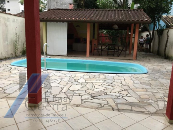 Imagem Casa com 4 Quartos à Venda, 227 m² em Centro - Ubatuba Imagem Casa com 4 Quartos à Venda, 227 m² em Centro - Ubatuba
