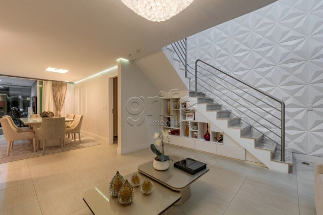 Casa de Condomínio com 4 Quartos à Venda, 252 m² em Precabura - Eusébio