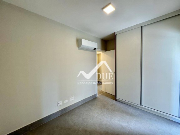 Imagem Apartamento com 2 Quartos à Venda, 76 m² em Gonzaga - Santos Imagem Apartamento com 2 Quartos à Venda, 76 m² em Gonzaga - Santos