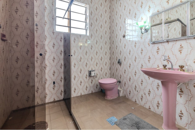 Imagem Casa com 6 Quartos à Venda, 210 m² em Passo Da Areia - Porto Alegre Imagem Casa com 6 Quartos à Venda, 210 m² em Passo Da Areia - Porto Alegre