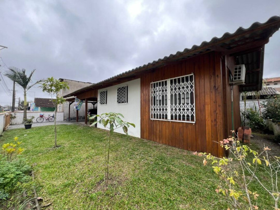 Imagem Casa com 3 Quartos à Venda, 92 m² em Costeira - Balneário Barra Do Sul Imagem Casa com 3 Quartos à Venda, 92 m² em Costeira - Balneário Barra Do Sul