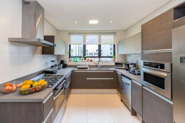 Apartamento com 4 Quartos à Venda, 354 m² em Vila Nova Conceição - São Paulo