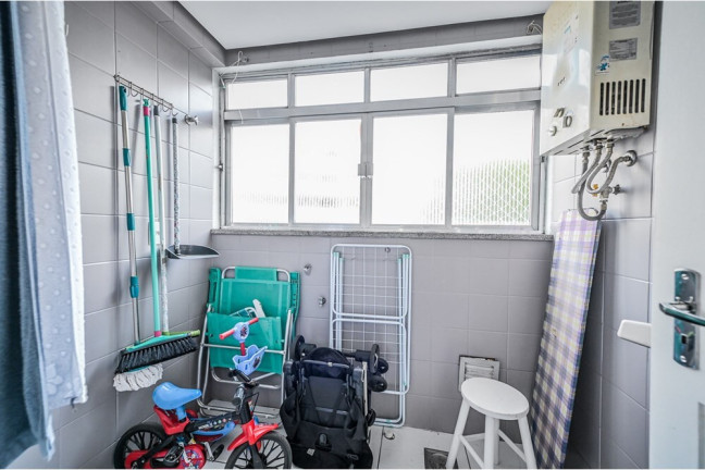 Imagem Apartamento com 2 Quartos à Venda, 71 m² em Nonoai - Porto Alegre