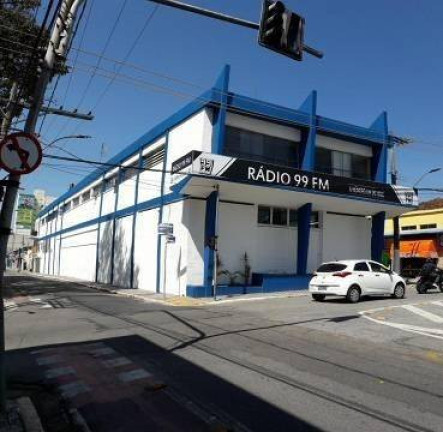 Ponto Comercial para Alugar, 2.000 m² em Centro - Taubaté