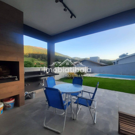 Imagem Casa com 3 Quartos à Venda, 360 m² em Nova Gardênia - Atibaia Imagem Casa com 3 Quartos à Venda, 360 m² em Nova Gardênia - Atibaia