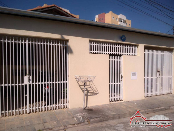 Casa com 4 Quartos à Venda, 200 m² em Jardim Califórnia - Jacareí