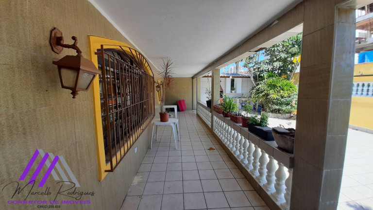 Imagem Casa com 4 Quartos à Venda, 229 m² em Canto Do Forte - Praia Grande