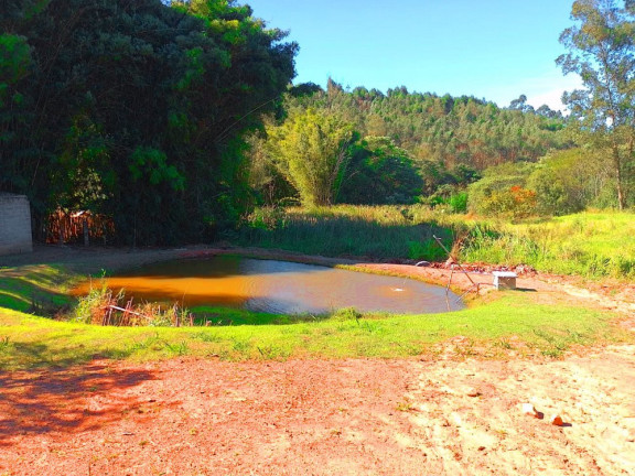 Imagem Imóvel com 1 Quarto à Venda, 5.000 m² em Pião - Piracaia Imagem Imóvel com 1 Quarto à Venda, 5.000 m² em Pião - Piracaia
