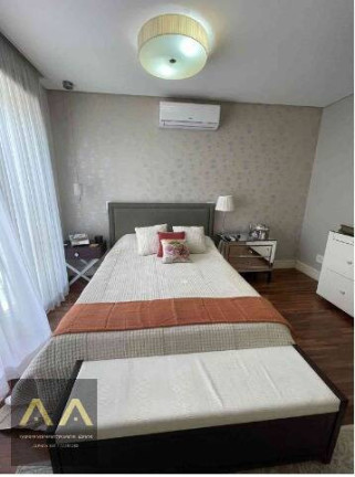 Imagem Casa com 4 Quartos à Venda, 359 m² em Alphaville - Santana De Parnaíba