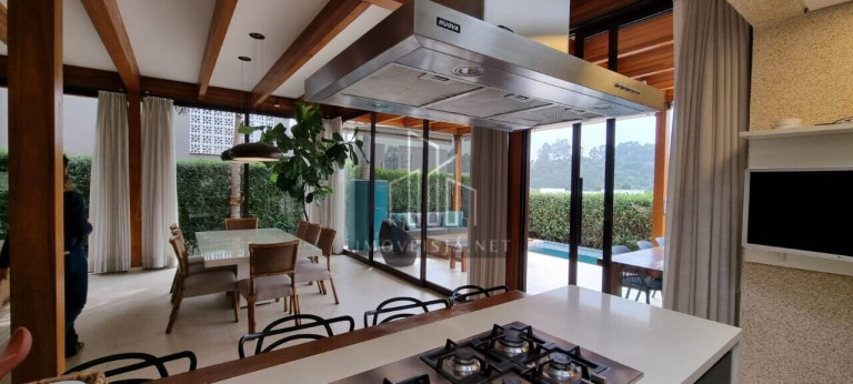 Imagem Casa com 4 Quartos à Venda, 340 m² em Tamboré - Santana De Parnaíba Imagem Casa com 4 Quartos à Venda, 340 m² em Tamboré - Santana De Parnaíba