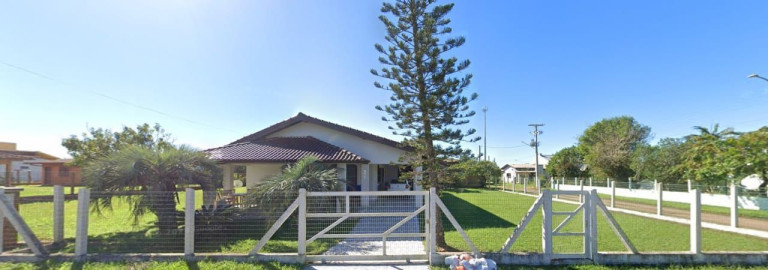 Imagem Casa com 6 Quartos à Venda, 264 m² em Praia Grande - Torres Imagem Casa com 6 Quartos à Venda, 264 m² em Praia Grande - Torres