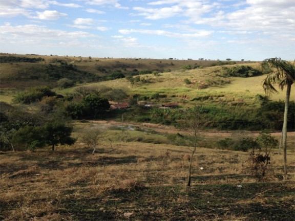 Imagem Fazenda à Venda, 277 m² em Pq. California - Jacareí Imagem Fazenda à Venda, 277 m² em Pq. California - Jacareí