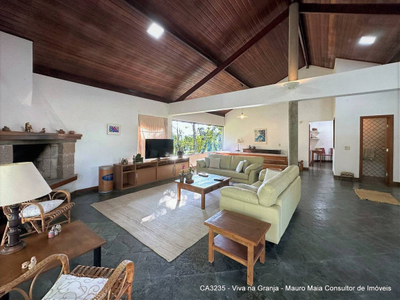 Imagem Casa com 3 Quartos à Venda, 10.490 m² em Chácara Dos Junqueiras - Carapicuíba Imagem Casa com 3 Quartos à Venda, 10.490 m² em Chácara Dos Junqueiras - Carapicuíba