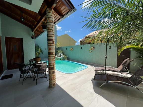 Imagem Casa com 3 Quartos à Venda, 210 m² em Moinhos De Vento - Canoas Imagem Casa com 3 Quartos à Venda, 210 m² em Moinhos De Vento - Canoas
