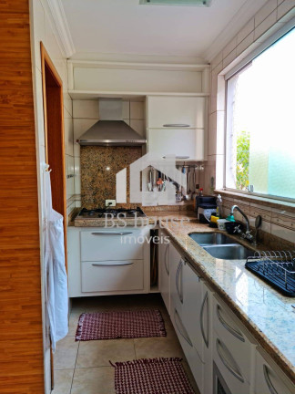 Imagem Sobrado com 3 Quartos para Alugar, 276 m² em Vila Valparaiso - Santo André