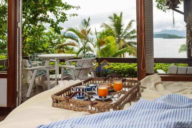 Imagem Imóvel com 6 Quartos à Venda, 480 m² em Angra Dos Reis Imagem Imóvel com 6 Quartos à Venda, 480 m² em Angra Dos Reis