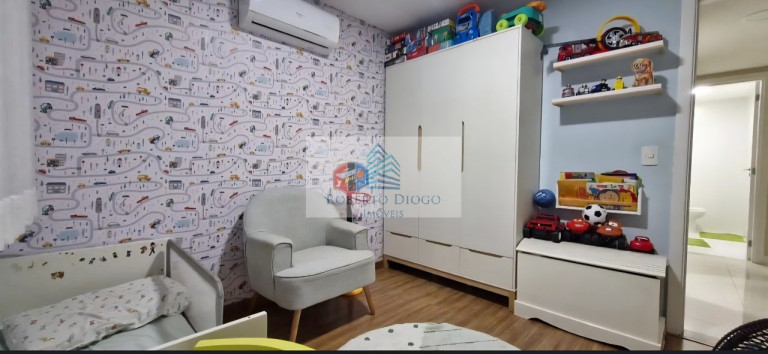 Imagem Imóvel com 4 Quartos à Venda, 189 m² em Icaraí - Niterói Imagem Imóvel com 4 Quartos à Venda, 189 m² em Icaraí - Niterói