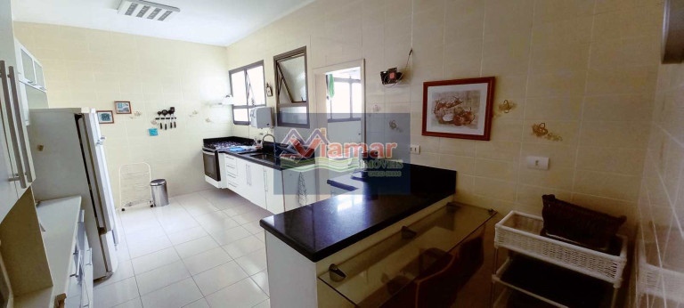 Imagem Apartamento com 4 Quartos à Venda, 170 m² em Enseada - Guarujá Imagem Apartamento com 4 Quartos à Venda, 170 m² em Enseada - Guarujá