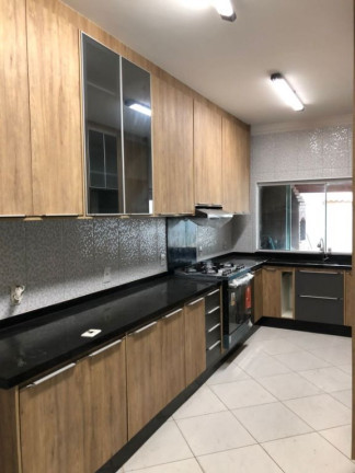 Imagem Sobrado com 3 Quartos à Venda, 268 m² em Jardim Dos Ipês - Suzano