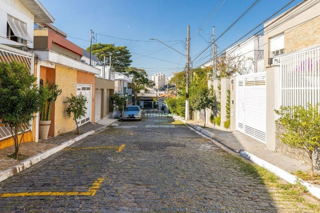 Imagem Casa com 3 Quartos à Venda, 180 m² em Indianópolis - São Paulo Imagem Casa com 3 Quartos à Venda, 180 m² em Indianópolis - São Paulo