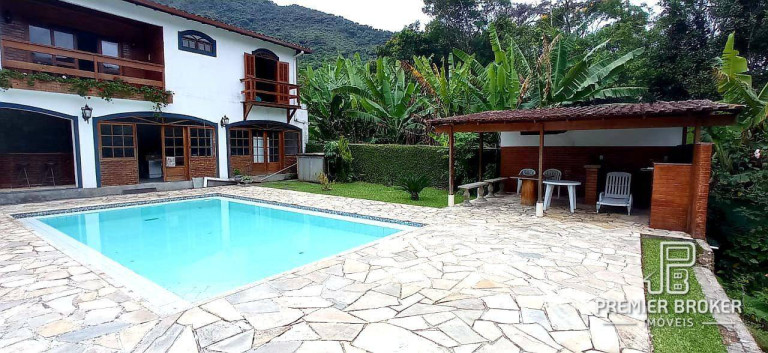 Imagem Casa com 4 Quartos à Venda, 230 m² em Alto - Teresópolis Imagem Casa com 4 Quartos à Venda, 230 m² em Alto - Teresópolis