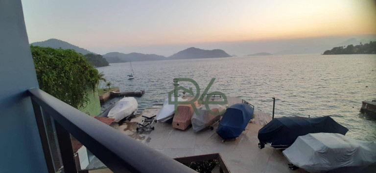Imagem Casa com 3 Quartos à Venda, 200 m² em Vila Velha - Angra Dos Reis