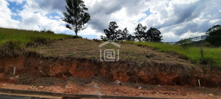 Imagem Imóvel com 1 Quarto à Venda, 360 m² em Loteamento Gabriel Rabelo - Bandeira Do Sul Imagem Imóvel com 1 Quarto à Venda, 360 m² em Loteamento Gabriel Rabelo - Bandeira Do Sul