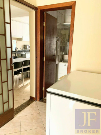 Imagem Casa com 6 Quartos para Temporada, 180 m² em Canasvieiras - Florianópolis Imagem Casa com 6 Quartos para Temporada, 180 m² em Canasvieiras - Florianópolis
