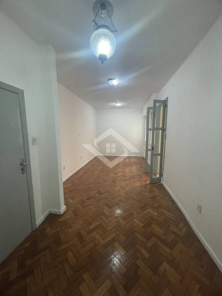 Imagem Apartamento com 3 Quartos à Venda, 120 m² em Copacabana - Rio De Janeiro Imagem Apartamento com 3 Quartos à Venda, 120 m² em Copacabana - Rio De Janeiro