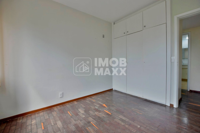 Imagem Apartamento com 3 Quartos à Venda, 120 m² em Asa Sul - Brasília Imagem Apartamento com 3 Quartos à Venda, 120 m² em Asa Sul - Brasília