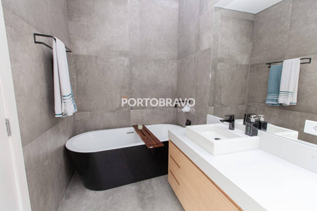Imagem Casa com 4 Quartos para Alugar, 400 m² em Tamboré - Santana De Parnaíba Imagem Casa com 4 Quartos para Alugar, 400 m² em Tamboré - Santana De Parnaíba