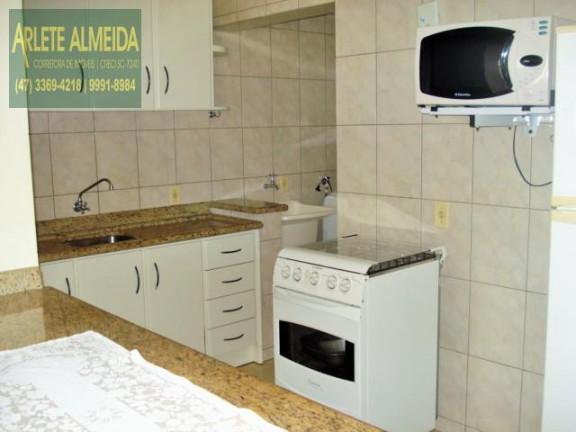 Imagem Apartamento com 2 Quartos para Alugar ou Temporada, 130 m² em Centro - Bombinhas Imagem Apartamento com 2 Quartos para Alugar ou Temporada, 130 m² em Centro - Bombinhas