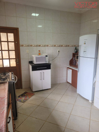 Imagem Casa com 3 Quartos à Venda, 280 m² em Vila Lavinia - Mogi Das Cruzes Imagem Casa com 3 Quartos à Venda, 280 m² em Vila Lavinia - Mogi Das Cruzes