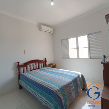 Imagem Casa com 5 Quartos à Venda, em Parque Guainco - Mogi Guaçu Imagem Casa com 5 Quartos à Venda, em Parque Guainco - Mogi Guaçu