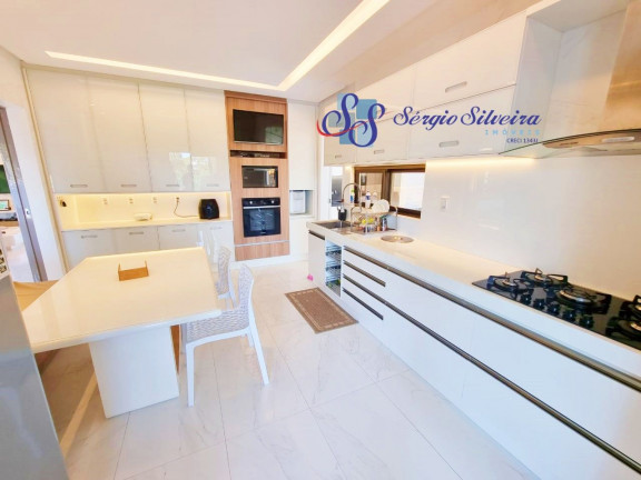 Imagem Casa com 4 Quartos à Venda, 350 m² em Alphaville Eusébio - Eusébio Imagem Casa com 4 Quartos à Venda, 350 m² em Alphaville Eusébio - Eusébio