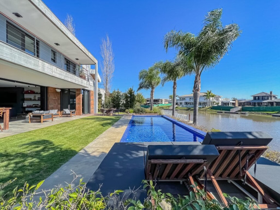 Imóvel com 5 Quartos à Venda, 540 m² em Sans Souci - Eldorado Do Sul