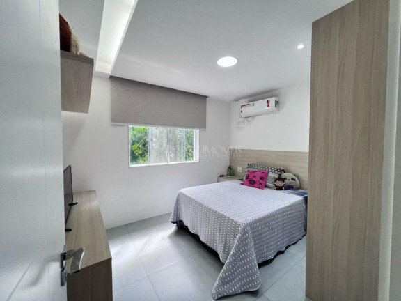 Imagem Casa de Condomínio com 4 Quartos à Venda, 250 m² em Recreio Dos Bandeirantes - Rio De Janeiro
