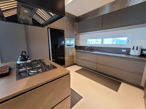 Imagem Apartamento com 3 Quartos à Venda, 172 m² em Centro - Balneário Camboriú