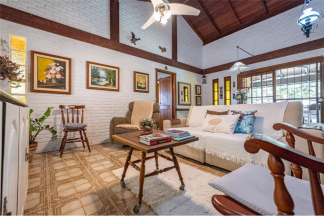 Casa com 3 Quartos à Venda,  em Cachoeira Do Bom Jesus - Florianópolis