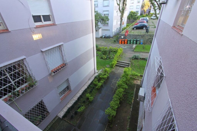 Imagem Imóvel com 4 Quartos à Venda, 77 m² em Teresópolis - Porto Alegre Imagem Imóvel com 4 Quartos à Venda, 77 m² em Teresópolis - Porto Alegre