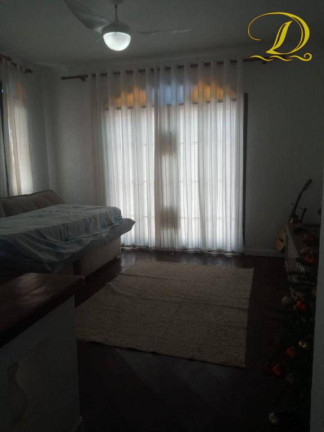Imagem Casa com 3 Quartos à Venda, 250 m² em Solemar - Praia Grande Imagem Casa com 3 Quartos à Venda, 250 m² em Solemar - Praia Grande