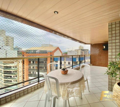 Imagem Imóvel com 4 Quartos à Venda, 180 m² em Centro - Guarapari